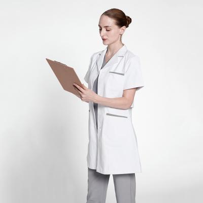 China Wholesale High End Medical Doctor Coats Uniform Hospital Medical Lab Uniform For Physicians Male Female OEM Service White Coat Men Lab for sale