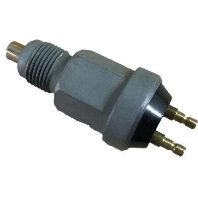 China Dongfeng EQ153 diesel engine part reversing lamp switch electric switches 3711-50150 for sale
