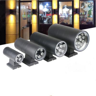 China Polycarbonate LED Exterior Wall Light Outdoor Sconce E27 Waterproof Down Double Head Wall Lamp for sale