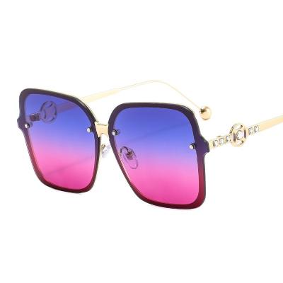 China Fashion Sunglasses Lentes De Sol Eyewear LuxuryShades Sun Ladies Lenses Fit Shade Sunglasses 2022 for sale