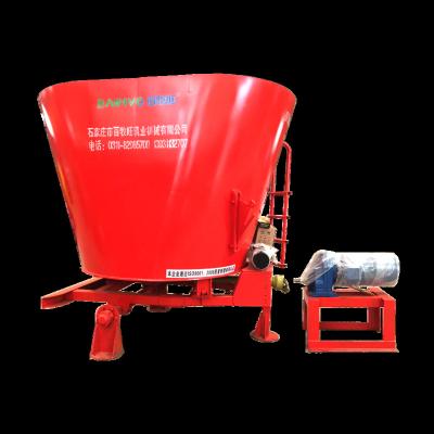 China Farms 9TMRL-7 hot sale silage mixer vertical TMR mixer for dairy animal feed Animal husbandry machinery BAIMVO BAIMUWANG for sale