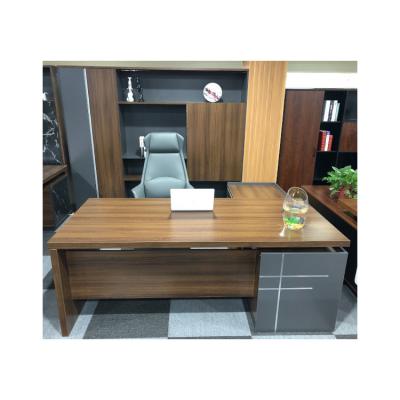 China High Quality Smooth Boss Modern Office Table Modern Design Office Desk for sale