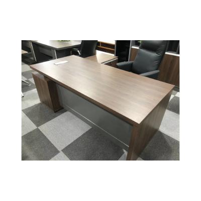 China Modern Smooth Set Computer Desk Boss Director Table For Wood Desk for sale