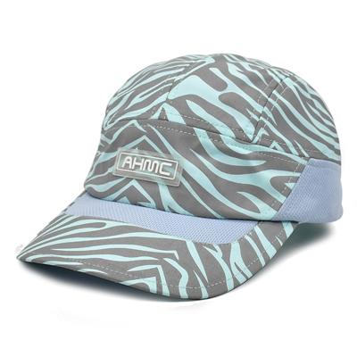 China Outdoor Adjustable Baseball Sports Cap Lightweight Reflective Quick Dry 5 Panel Sports Hats with Buckle Back for sale