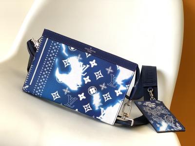China Small Gaston Louis Vuitton LV Pochette Wallet Double Zip Wearable for sale