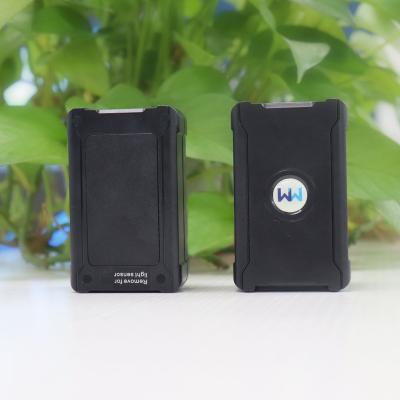 China Geo-Fence Long Battery Life 2G Radio Real Time Low Power Alarm Vehicle GPS Tracker Magnetic Locator for sale