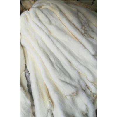 China Natural Chinese Mink Fur Skins Auto Upholstery Sapphire Gray Mink Fur Skin Pelt Factory Supply for sale
