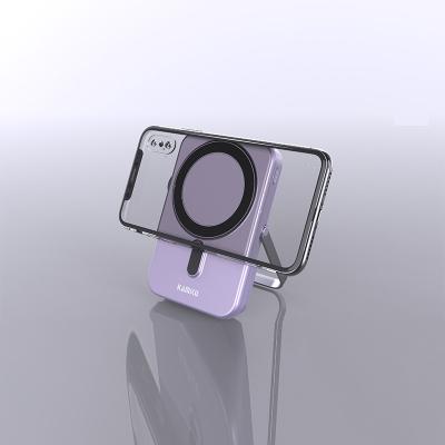 中国 マグネティック・ワイヤレス・パワー・バンク C型入力とリポリマー電池のアルミ合金 販売のため