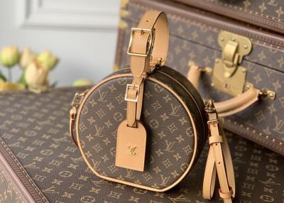 China Damen überziehen 7.5cm des Kreisquer- Leichensack stoß-Verschlusses mit Geistesverzierung mit Leder zu verkaufen