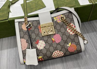 中国 ODMの南京錠贅沢なチェーン袋26cmの長さによって刺繍される要素 販売のため