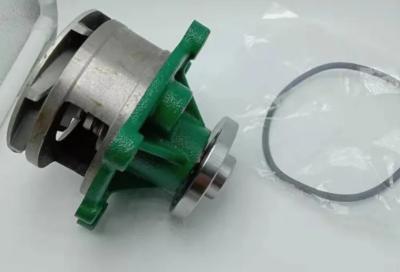 中国 D6D / D6Eボルボの予備品EC210B 20726092の掘削機の水ポンプ 販売のため