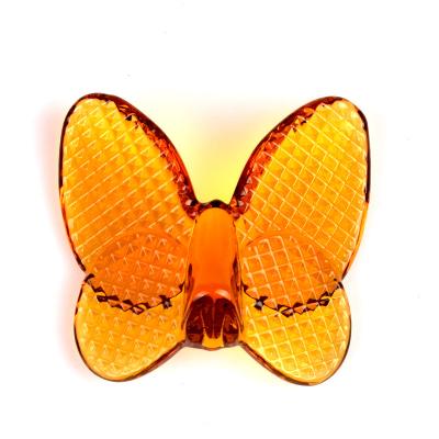 China China New Product Clear White Factory Price Custom Made Crystal Butterfly Ornament Diamond Pattern for sale