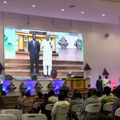 China P1.25 P2 P2.7 Indoor LED Video Wall Panel Interior Fixed LED Display Advertising Screen for Church Events for sale