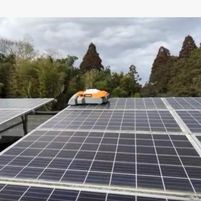 Chine Nettoyeur solaire automatique de réservoir d'eau de 8 litres pour des performances améliorées à vendre