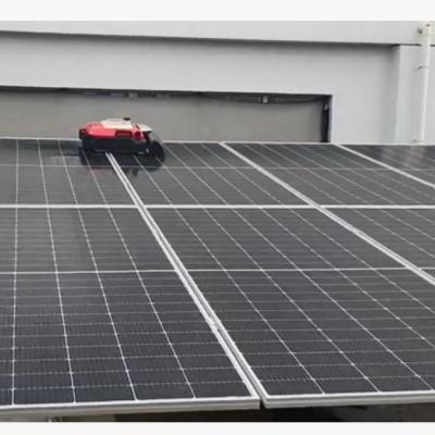 Chine 300m2 / h de robot de nettoyage de panneaux solaires 28 kg de système de navigation LDS à aspirateur à vendre