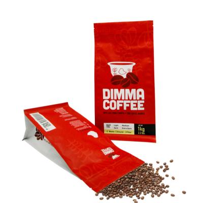 China Kraft Paper Bag Aluminum Foil Moisture Proof Custom Coffee Bag With Zipper Valve for sale