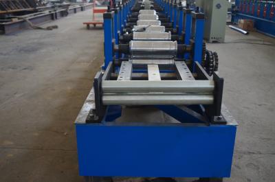 중국 CNC Control Automatic 2018 new type Metal Gutter Roll Forming Machine made in china 판매용