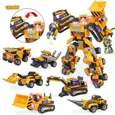 China DIY TOY Free Shipping UKBOO 600PCS 6 in 1 yellow building blocks deformation engineering truck for sale