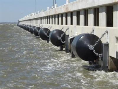China Maintenance-free and High Durability Foam Filled Fender for Docking Ship Protection for sale