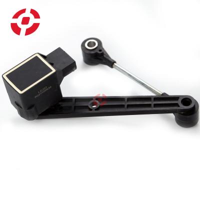 China OEM RQH100030 For Land Rover Discovery 2 TD5 V8 Rear Air Suspension Height Sensor for sale