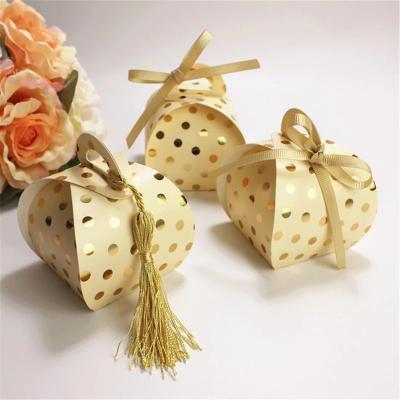 China Recycled Materials Wedding Cute Paper Festival Gifts Candy Box Gifts Packing Bags Boxes Baby Shower Christmas Decorations Supplies for sale