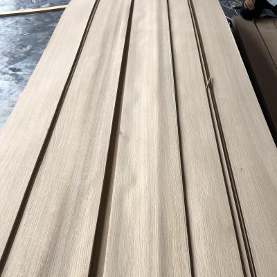 Κίνα Χονδρικό 0.45mm A/AA Wood Veneer White Oak Wood Veneer Sheets Φυσικό διακοσμητικό φινέρι ξύλου προς πώληση