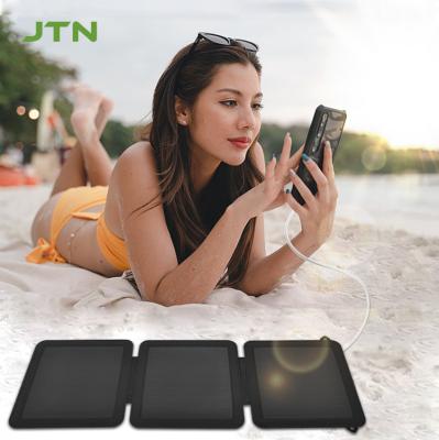 中国 キャンプ IP67 防水 ポータブル 太陽光 21W 折りたたむ太陽光パネル充電器 24% 効率 販売のため