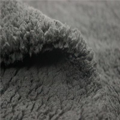 중국 의복을 위한 Sherpa로 접착되는 최고 연약한 Sherpa 모피 직물 극지 양털 판매용