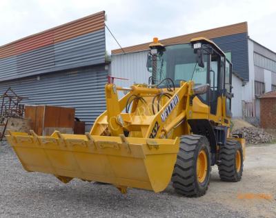 China O motor Front End Wheel Loader articulado poder de 58 quilowatts, freio do freio de disco rodou pás de carregamento à venda