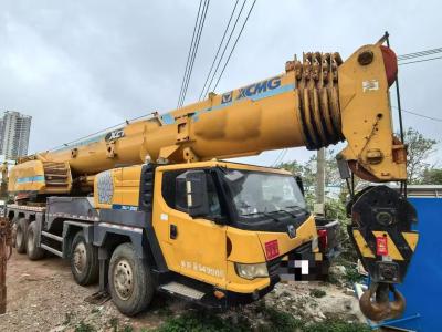 China XCMG XCT130L6 guindaste de caminhão usado de 130 t, com barra fixa de 17,5 m e gancho de 130 t à venda
