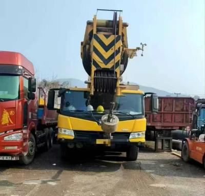 China 75m comprimento do braço principal XCMG XCA130L7 130t caminhão usado guindaste em boas condições com 7060 tempo de funcionamento à venda