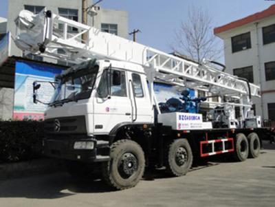 Китай Буровая установка шасси 400m крана CHANG'AN 8x4 особенной установленная тележкой продается