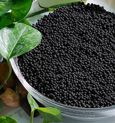 Cina Fertilizzante granulare organico fogliare del fiocco dell'estratto dell'alga del fuco per il rilascio controllato della pianta degli alberi in vendita