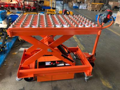 China Lijsten 500kg van de schaar de Automatische Remmende Mobiele Lift met Geïntegreerde Pop Omhooggaande Baloverdracht Te koop