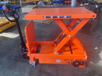 China Gemotoriseerde Mobiele Liftlijst 1100lbs die Volledige Eletric met 24 gelijkstroom-Batterijen opheffen Te koop