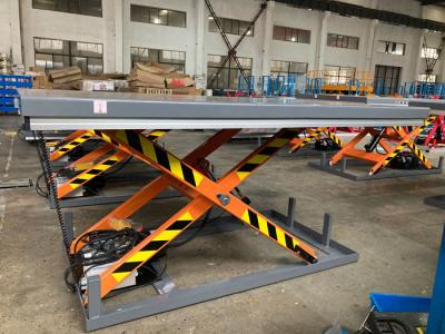 China Hydraulische Stationaire de Lijst2200lbs Efficiënte Verticaal van de Schaarlift Te koop
