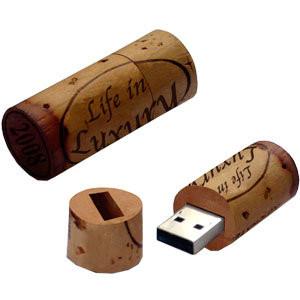 Chine Le liège de vin a formé la protection par mot de passe en bois de mémoire instantanée d'USB d'entraînement de pouce à vendre
