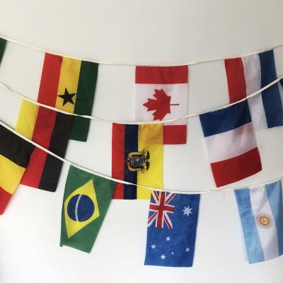 China Hanging Displays Customized Quality Bunting Backstroke Custom polyester world String Flags Bar fans hang and pull flags For football flag for sale