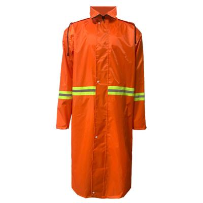 China Item Hygiene Workers Raincoat Traffic Reflective Rain Storm Raincoat Outdoor Safety Recycling Anti-Aging Night Embedded Reflective Raincoat for sale