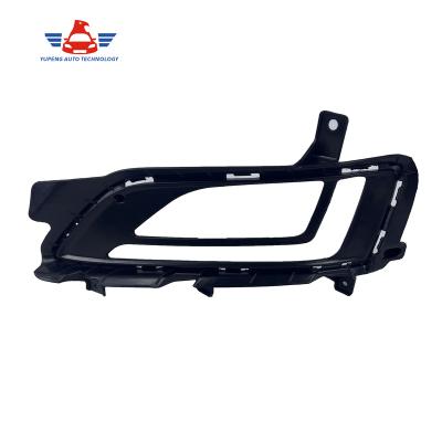 China For 2018 2019 2020 Hyundai Tucson Fog Lamp Light Covers 86525-D3530 86526-D3530 YP01-3138G-3 for sale