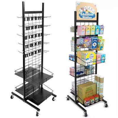 China Metal wire hanging rack display with removable adjustable hooks for socks clothes bags retail store car mats display à venda