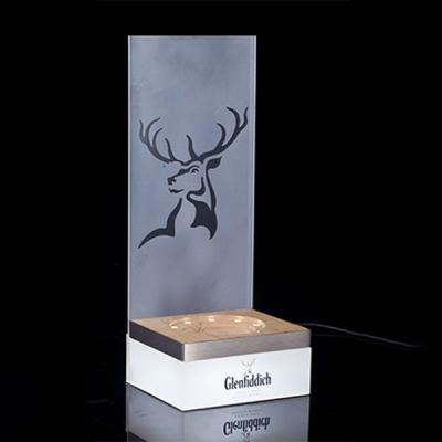 Chine Custom Capacity Alcohol Display Rack LED Bottle Glorifier Stand à vendre