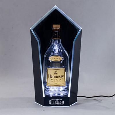 Chine Acrylic Spirit Wine Single Bottle Glorifier Stand Lighted Liquor Bottle Display Shelf à vendre