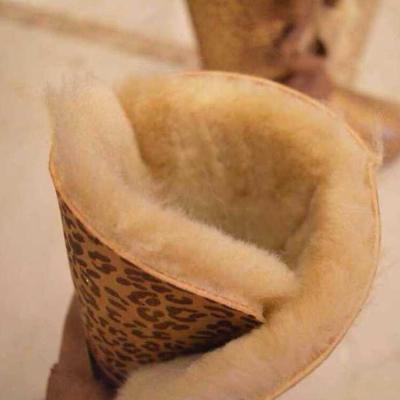 China Cushioning Custom Logo Warm Snow Boots Women Shoes Wholesale Winter Women's Boots Fashion Winter Snow Boots For Women for sale