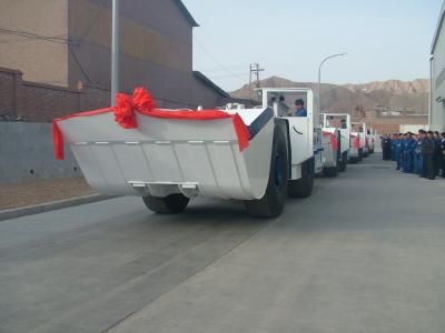 China Carregador-transportador poderoso de LHD, servo hidráulico subterrâneo do equipamento de mineração de WJ 3E completamente à venda