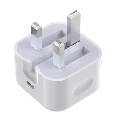 China Universal Guangdong Dongguan Factory Custom Make Logo Customize USB-C 3 Pin Wall Travel Charger Foldable UK Plug USB C PD Charger 20W for sale