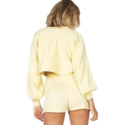 China 2021 spring summer women's anti-wrinkle sexy bubble sleeve wholesale high quality sweater manufacturer, tops, shorts, knitted sweater, 2 pieces for sale