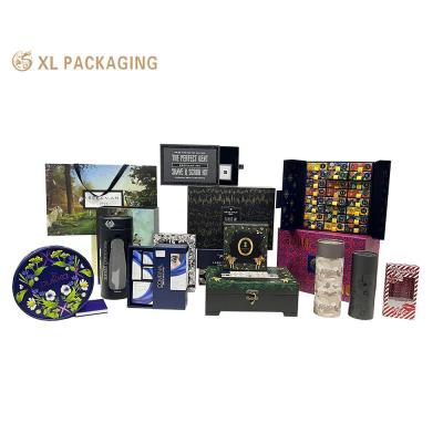 China Custom Wholesale Gift Packaging Premium Luxury Cosmetic Magnetic Gift Boxes For Gift Sets Perfume Packaging for sale