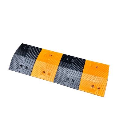 China Transportation Facility Eco Friendly New Arrival Durable Speed Bump Speed Parking Bump Limited for sale