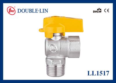 China Vávula de bola de cobre amarillo femenina del gas del varón x de aluminio de la manija en venta